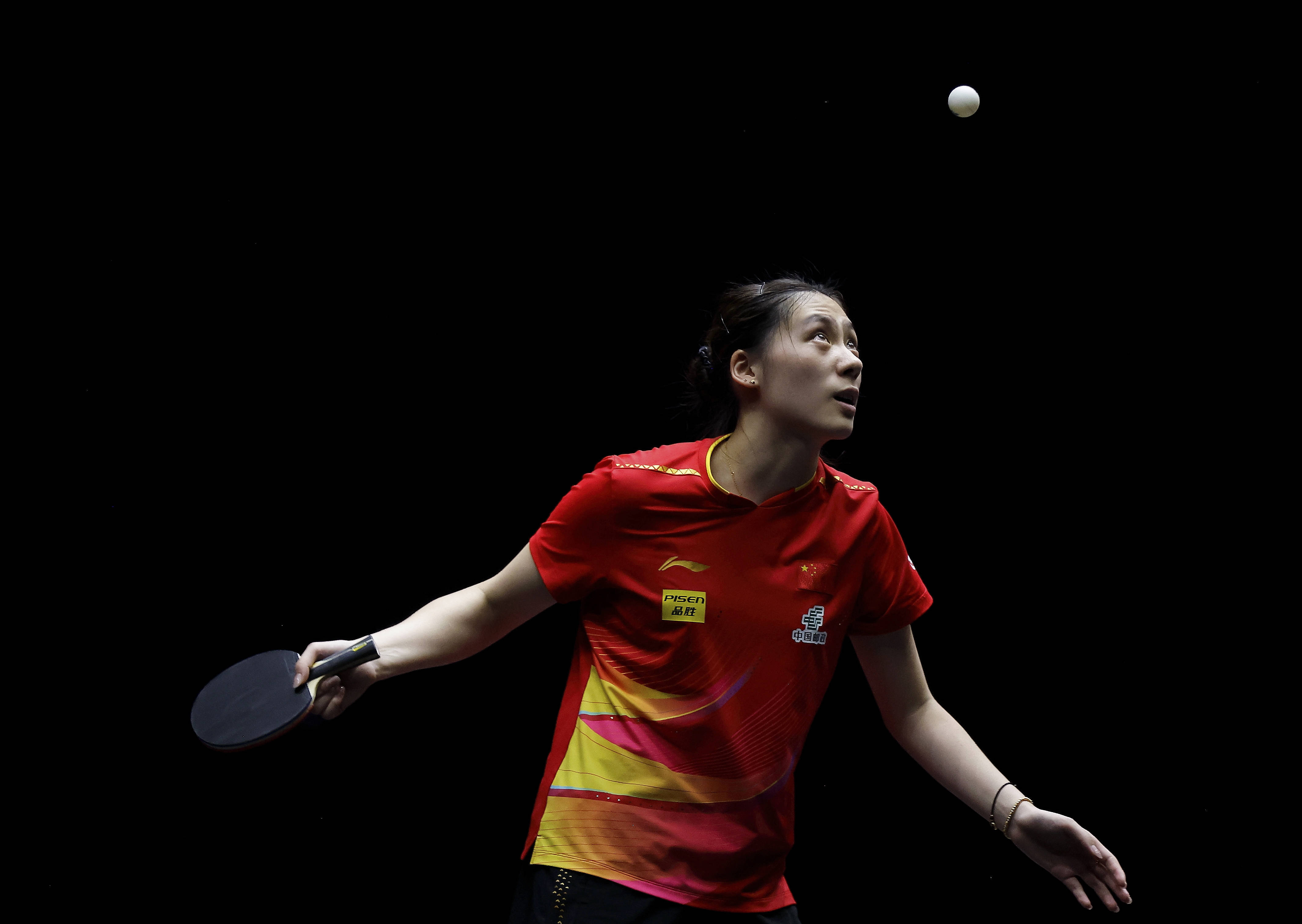 尤其在后排 尤其在后排