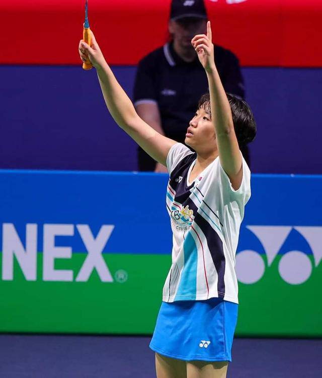 中表现得十 中表现得十